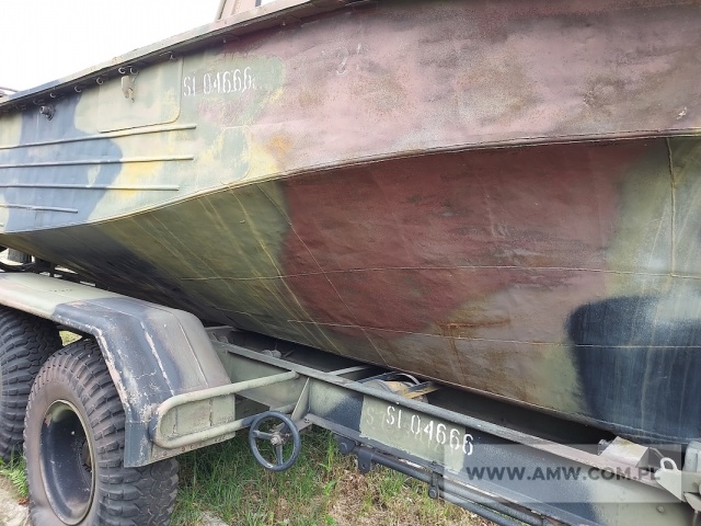 Kuter holowniczy KH-200 na przyczepie 2-os. PKH-200 (ład. 4,2 t) 